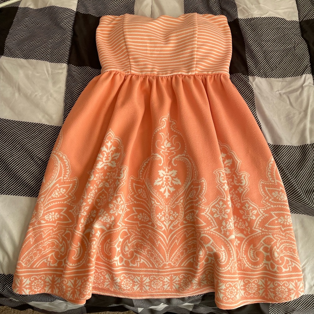 Peach Derek Heart strapless mini dress